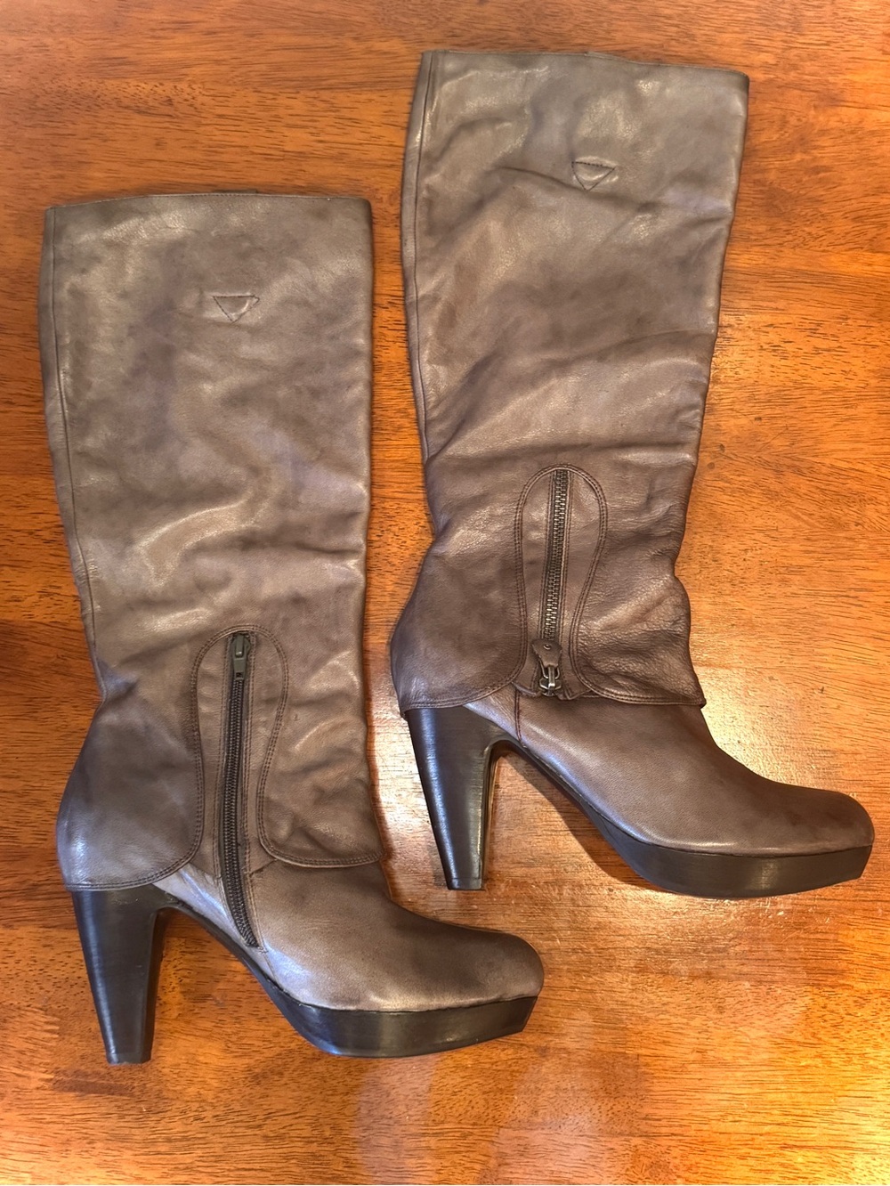 Never Worn Biviel Oliver Gray Leather Tall Boots EU 39 | Platform Heel